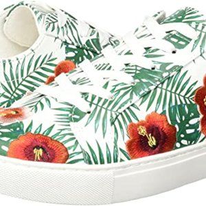 Kenneth Cole Women's Kam Palm Print Lace-up Sneaker (size 7)